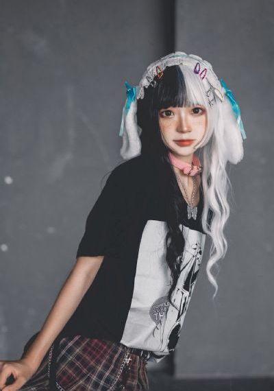 刘耀文拿领带顶宋亚轩的背景_蓝光免费在线观看