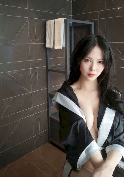 人妖专区_720高清迅雷在线观看
