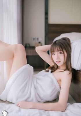 大屁股夹得很紧很舒服_超清BD在线观看