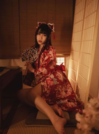 婷婷精品在线_全集神马影院