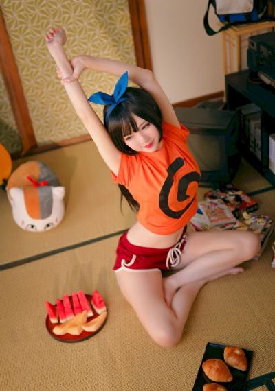 人妻少妇性色精品视频_超清高清迅雷在线观看