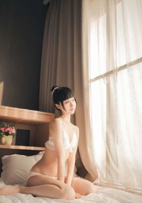 大香蕉九九_720电影完整版在线观看
